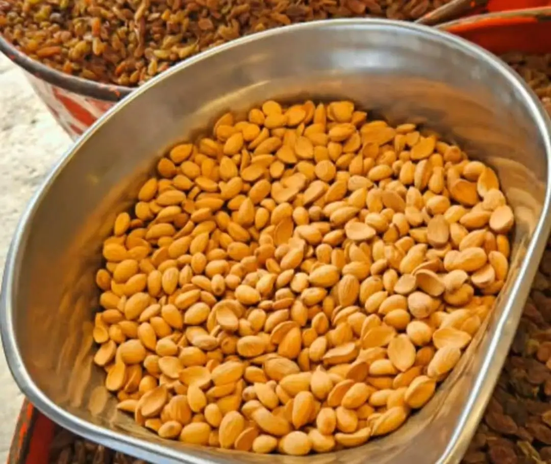 Yemeni Almonds